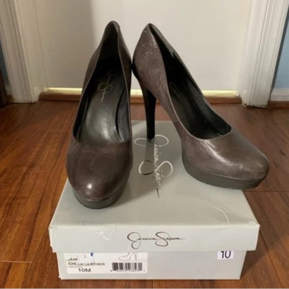 Jessica Simpson Brown Leather Platform- Size 10, with box